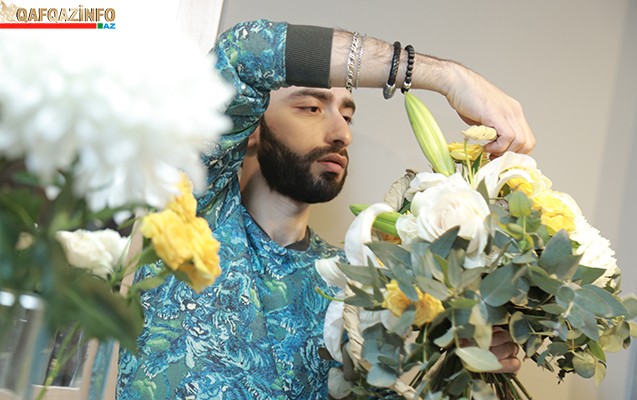 “Elə kişi var ki, arvadına hər gün gül alır...”