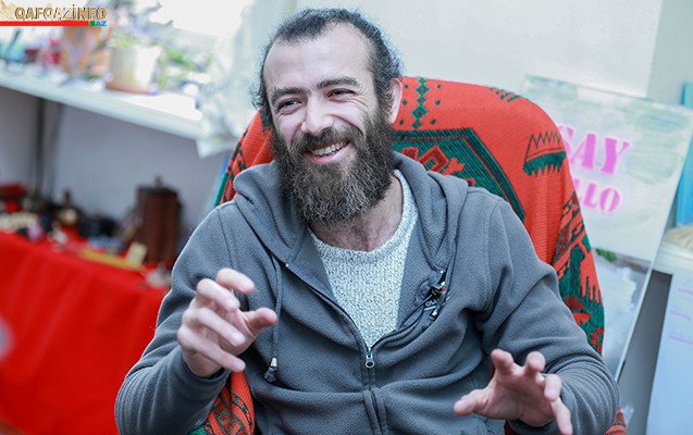 “Qızının bakirəliyindənsə, kosmos haqda düşünsünlər”