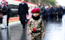 Hamı bir nəfər kimi...