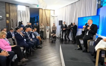 Prezidentin məşhur şirkətin direktoru ilə səmimi dialoqunun