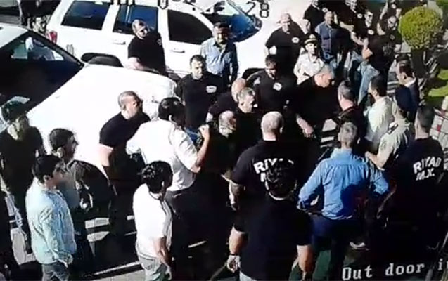 Mühafizəçilər mağazaya hücum etdi