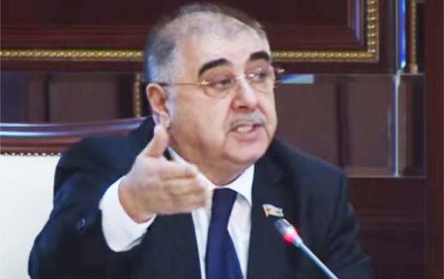 Hacı Qalibin oğlu “Azərsu” əməkdaşının çənəsini qırıb?