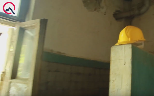 “Başımıza kaska qoyub tualetdə otururuq”