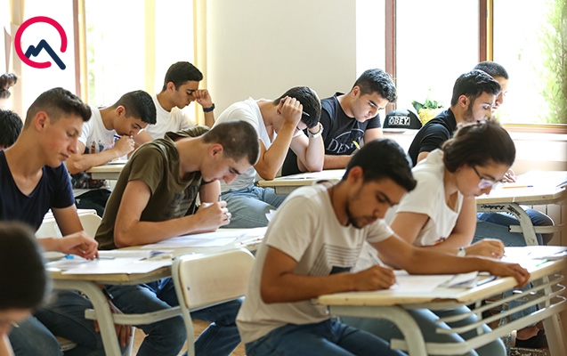 Bu gün keçirilən imtahandan maraqlı görüntülər
