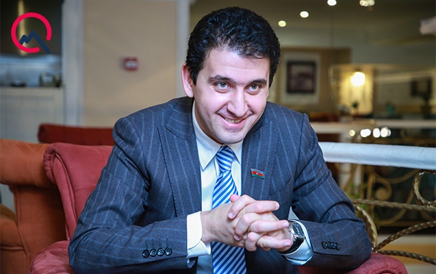 “Uşaqlıqda çəpişlərin qulağını dişləməyi çox sevirdim”