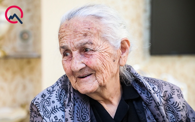 “Normal yaşasam, dəliyəm, boşanım?!