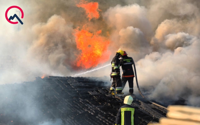 Bakıda taxta bazarında yanğın