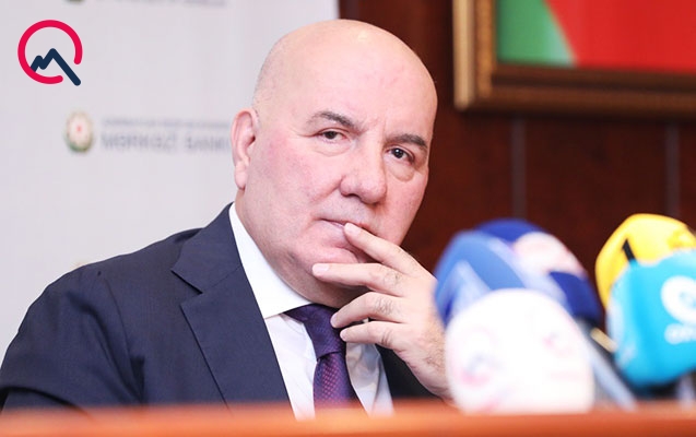 Elman Rüstəmovdan kreditlərlə bağlı