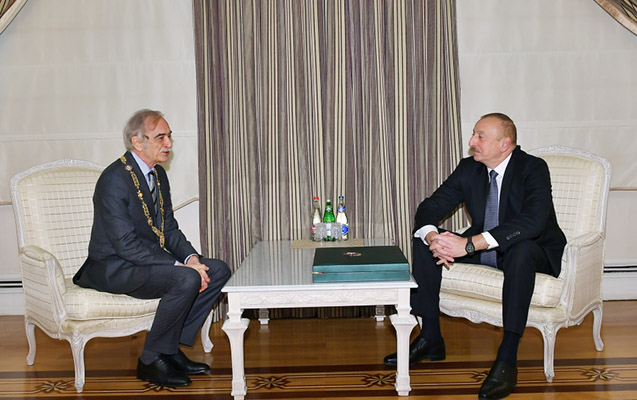 “Sizə baxanda adam heç deyə bilməz ki, 75 yaşına çatmısınız”