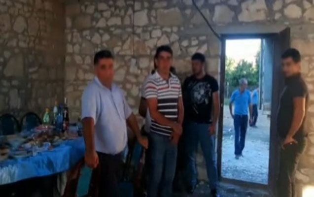 Oğluna kiçik toy etmək istəyən ata həbs edildi