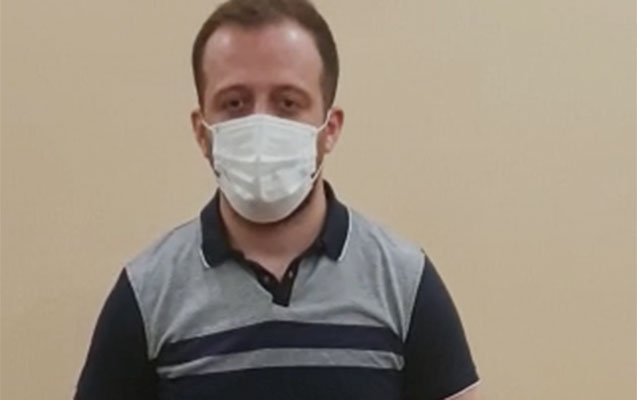 Sürücünü vuran sərnişin üzr istədi