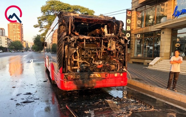 Bakıda “BakuBus” yandı