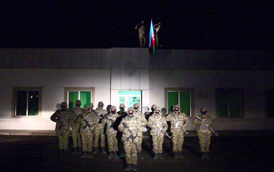 Laçında Azərbaycan bayrağı qaldırıldı