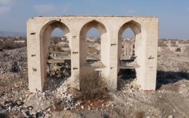 Viran qalmış yurd yeri...