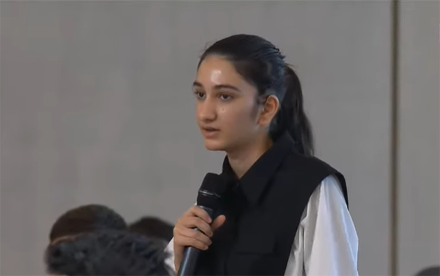 Prezident Polad Həşimovun qızı ilə danışarkən kədərləndi