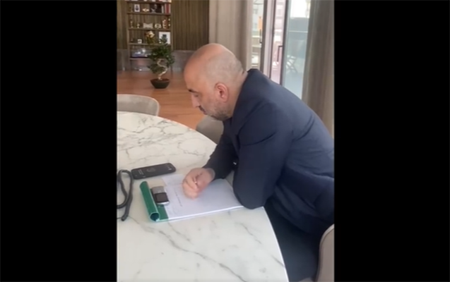 Pəncəli Teymurovun adı gəmiyə verilir