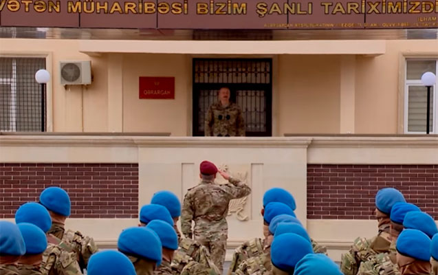 Hikmət Mirzəyev Ali Baş Komandana raport verdi