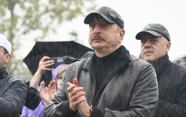 Prezidentin Şuşada kövrəldiyi an