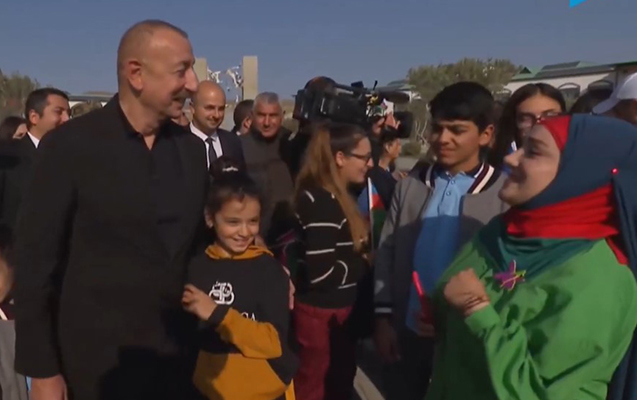 “Cənab Prezident, bayaqkı şəkil qaranlıq düşdü”