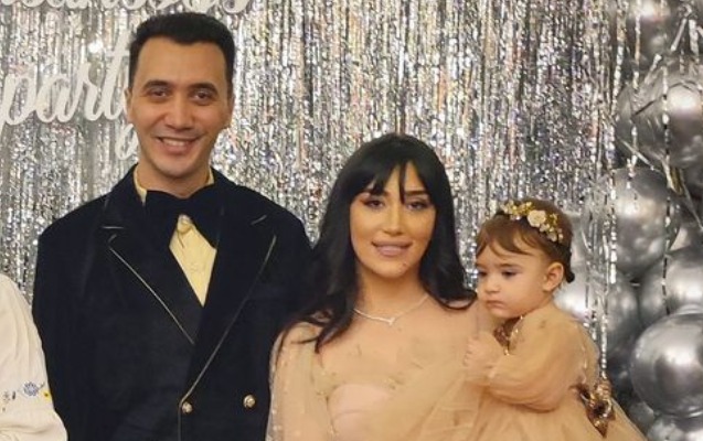 Qızının ad günündə özünə toy etdi