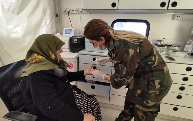 Həkimlərimiz səhra hospitallarında xidmətə davam edir