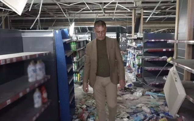 Villasını indi çadır əvəz eləyir