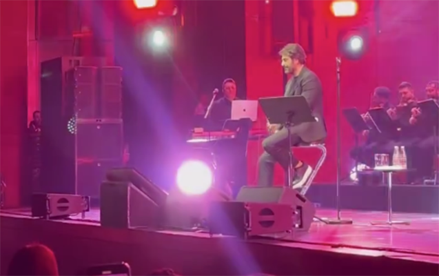 Mahsun Kırmızıgülün Bakı konsertində duyğulu anlar