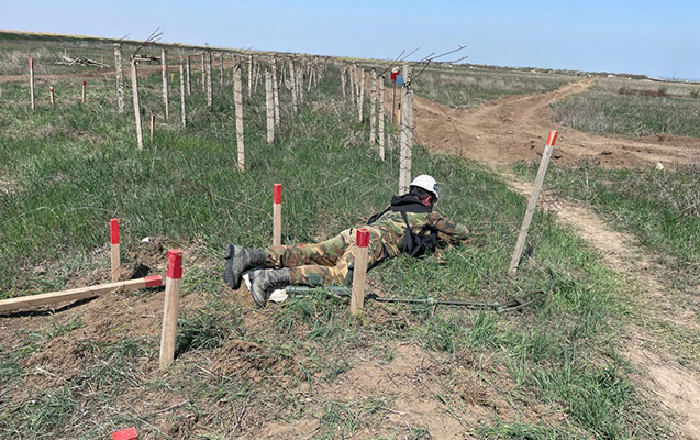 Azad olunmuş ərazilərimiz minalardan belə təmizlənir