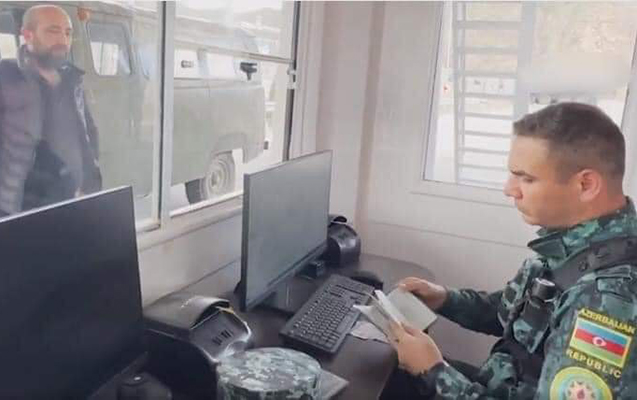 Ermənilər yeni sərhəd-buraxılış məntəqəmizdən keçir