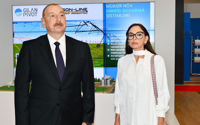 Prezidentlə xanımı Bakı Ekspo Mərkəzində sərgidə