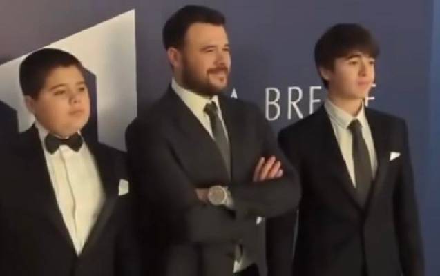 Emin Ağalarovun oğulları ilə