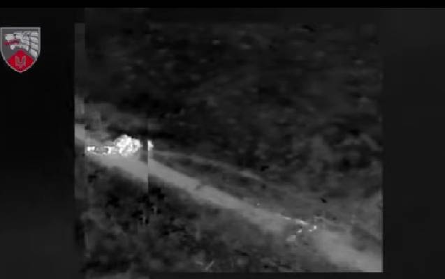 Rusiya tankının vurulduğu an