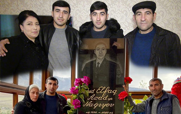 Əvvəl də fotoda dörd nəfər idilər, indi də...