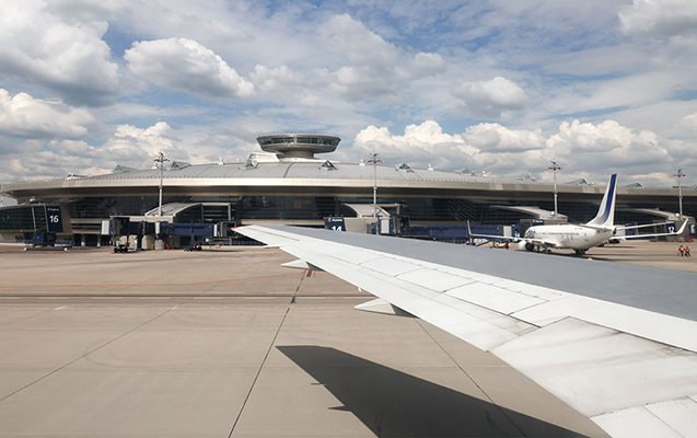 moskvanin-butun-aeroportlarinda-ucuslar-dayandirildi
