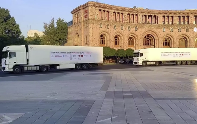 Fransa TIR-ları Laçın yoluna doğru gedir