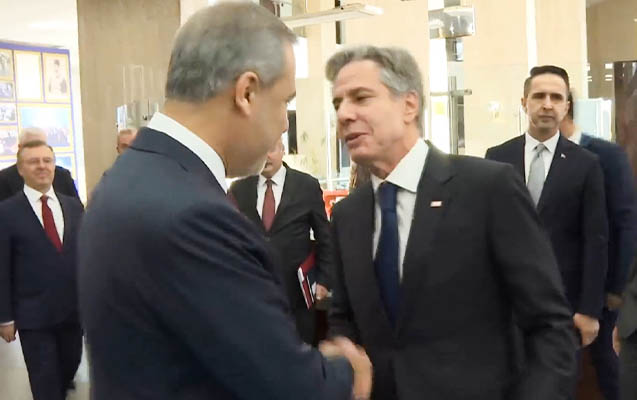 Blinkenin Türkiyədə qarşılanması gündəm oldu