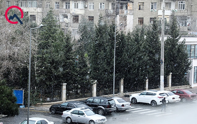 Bakıya sulu qar yağır