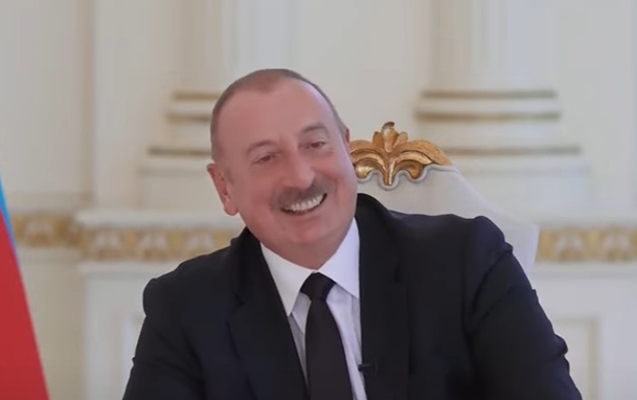 Prezidentin təbəssüm anları...