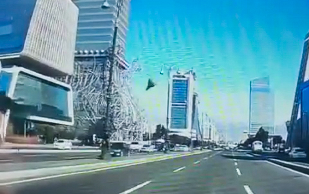 Qəzadan son anda qurtuldu