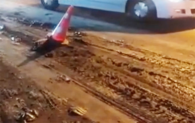 Daha bir yola bitum dağıldı