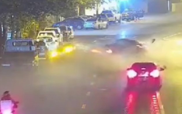 9 maşının əzildiyi qəza anı