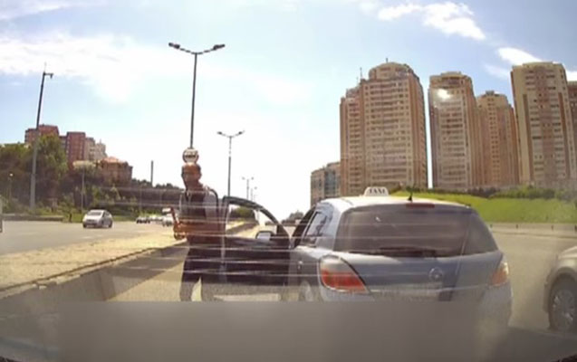 “Gördüm ki, əlindəki “dubinka” ilə üstümə gəlir”