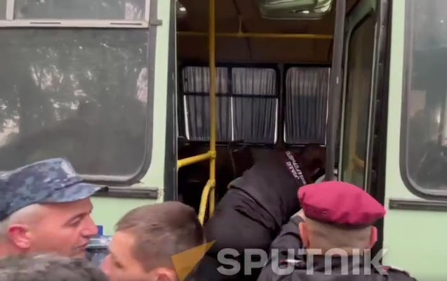 İrəvanda aksiyaçılar belə saxlanılıb