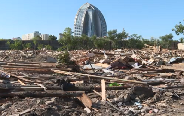 Bakının bu ərazisindəki evlər sökülür