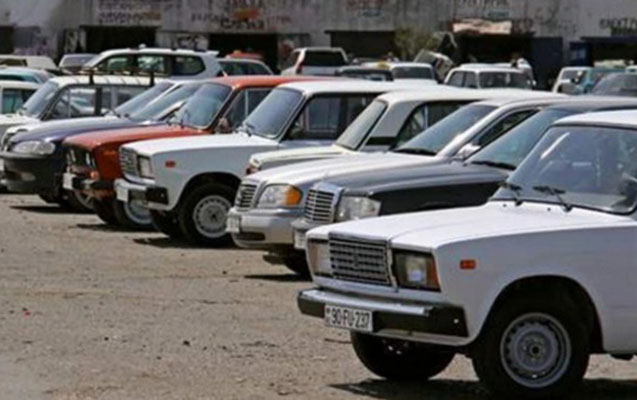 İli köhnə olan avtomobilləri qeydiyyatdan keçirmək mümkündür?