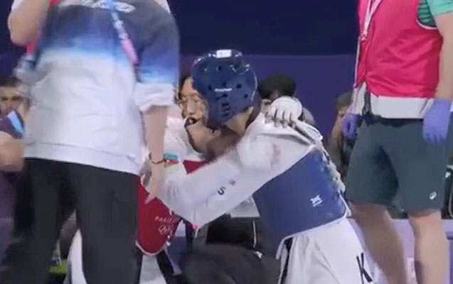 Rəqibi Qaşımdan belə üzr istədi