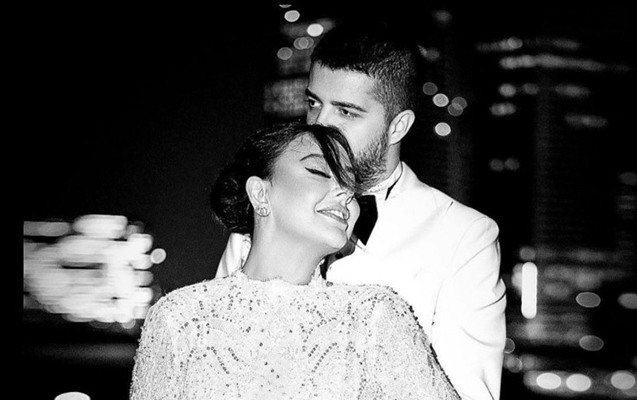 Ebru ilk dəfə əri ilə görüntüləndi