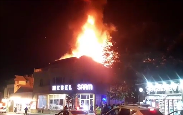 Bakıda obyekt yandı