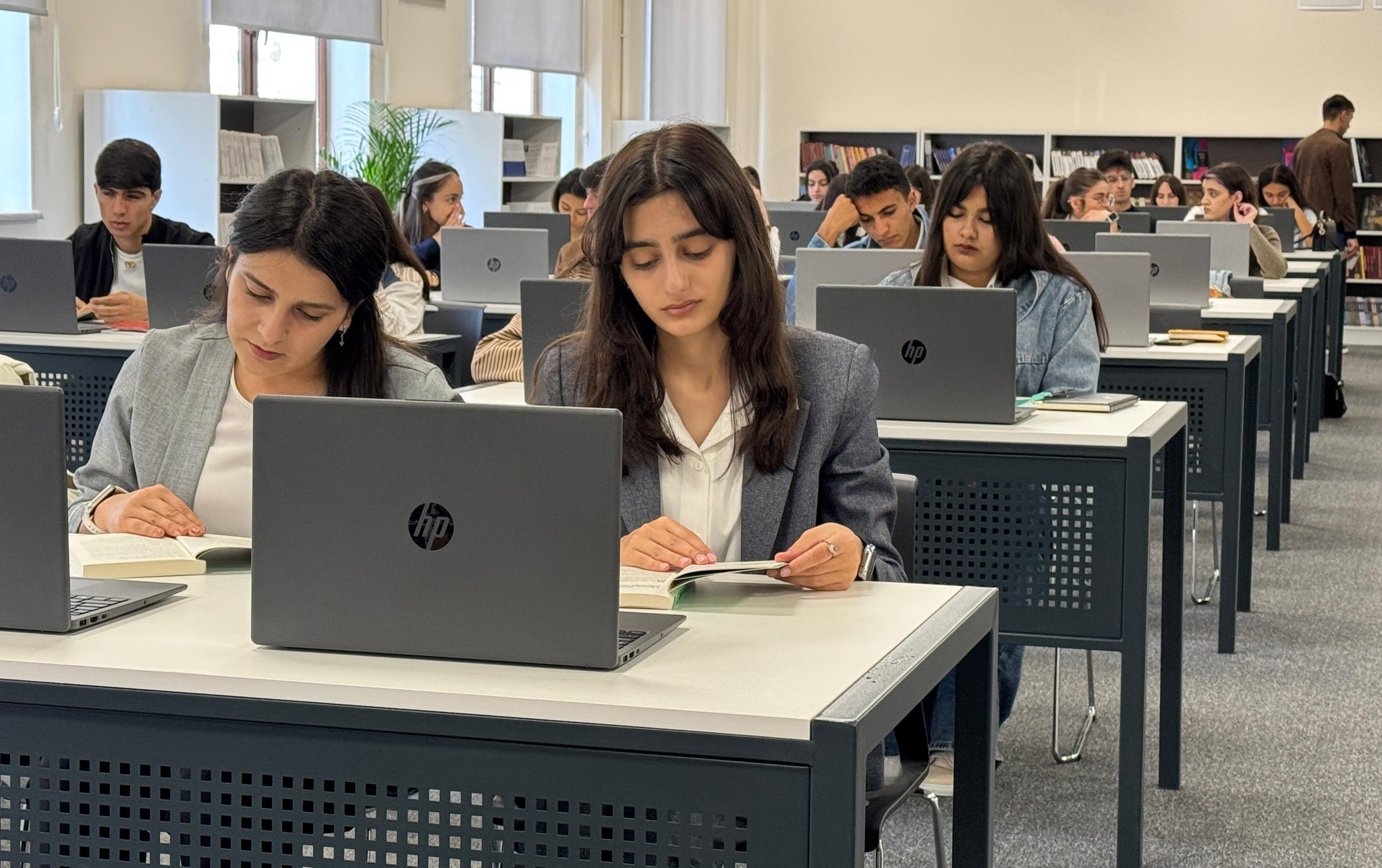 Qarabağ Universitetində dərslər başladı