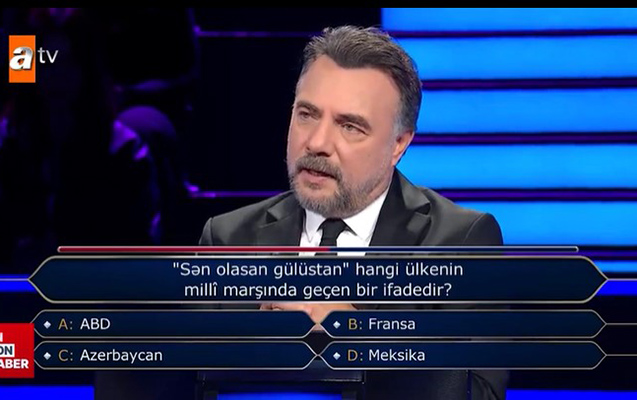 Oktay Kaynarca himnimizi bilməyən iştirakçıya əsəbiləşdi